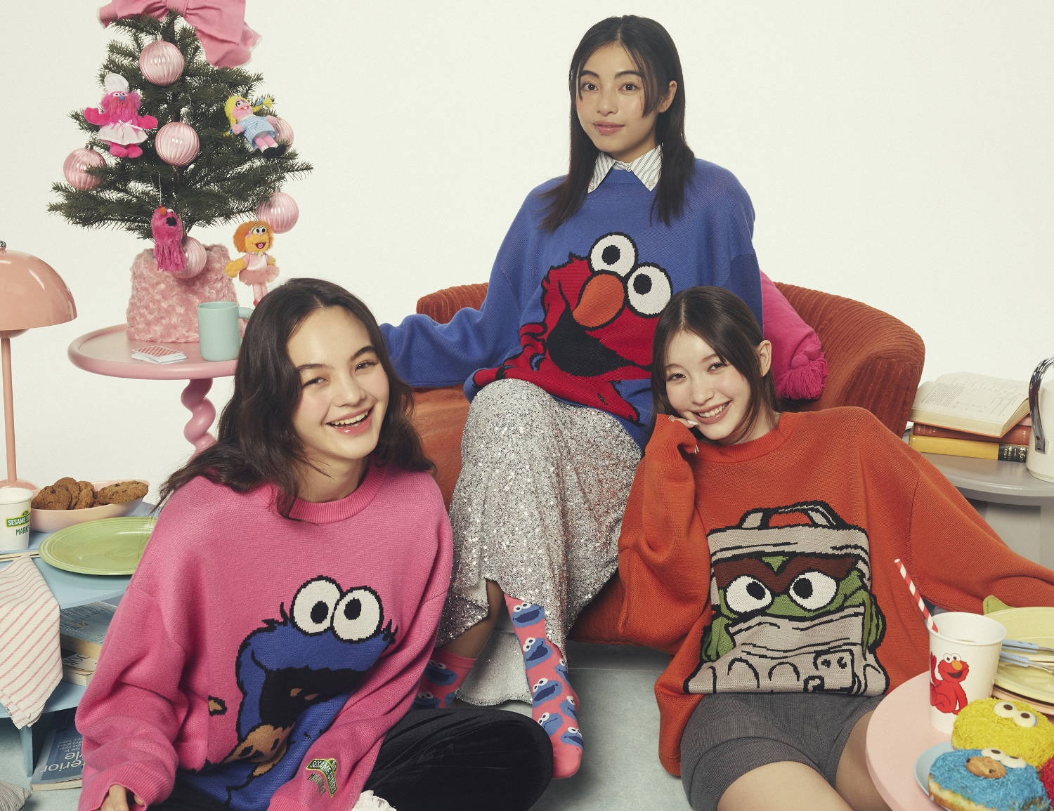 Knock! Knock! CHEERS TO FRIENDSHIP